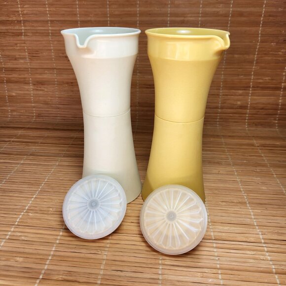 Tupperware Oil & Vinegar Cruet Set Almond Yellow Salad Dressing Container - Picture 8 of 10